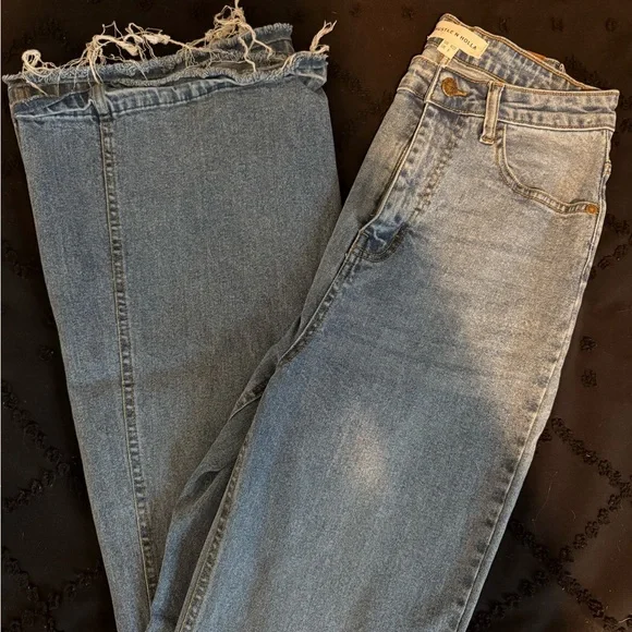 Stylish Blue Denim Jeans - Picture 1 of 1